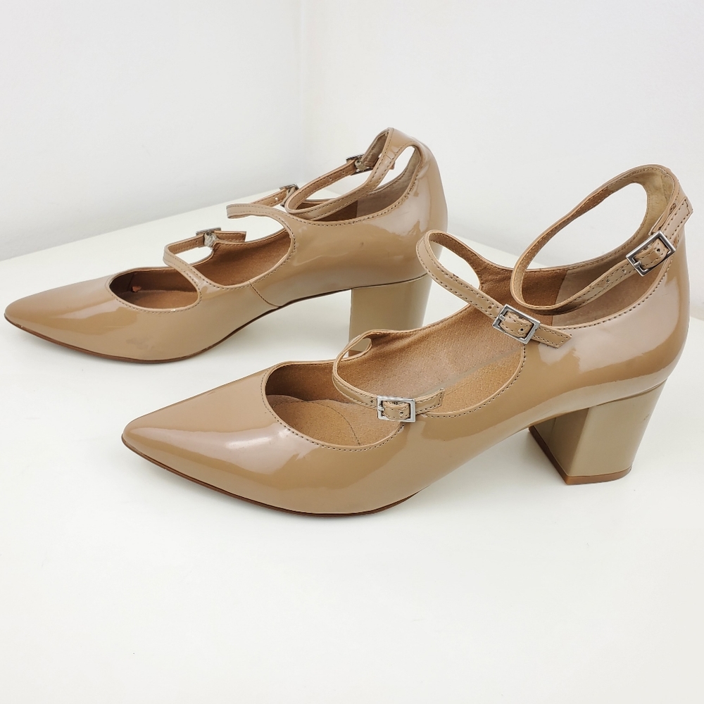 Tahari women shoes size 9M beige nude